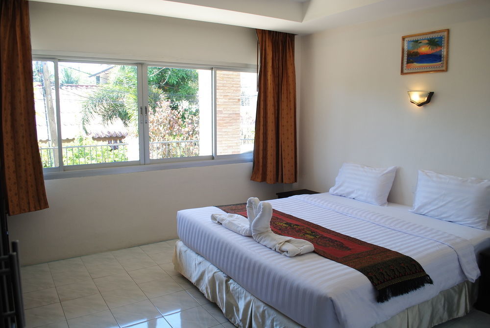 Baan Kata Maytha Karon Exterior foto